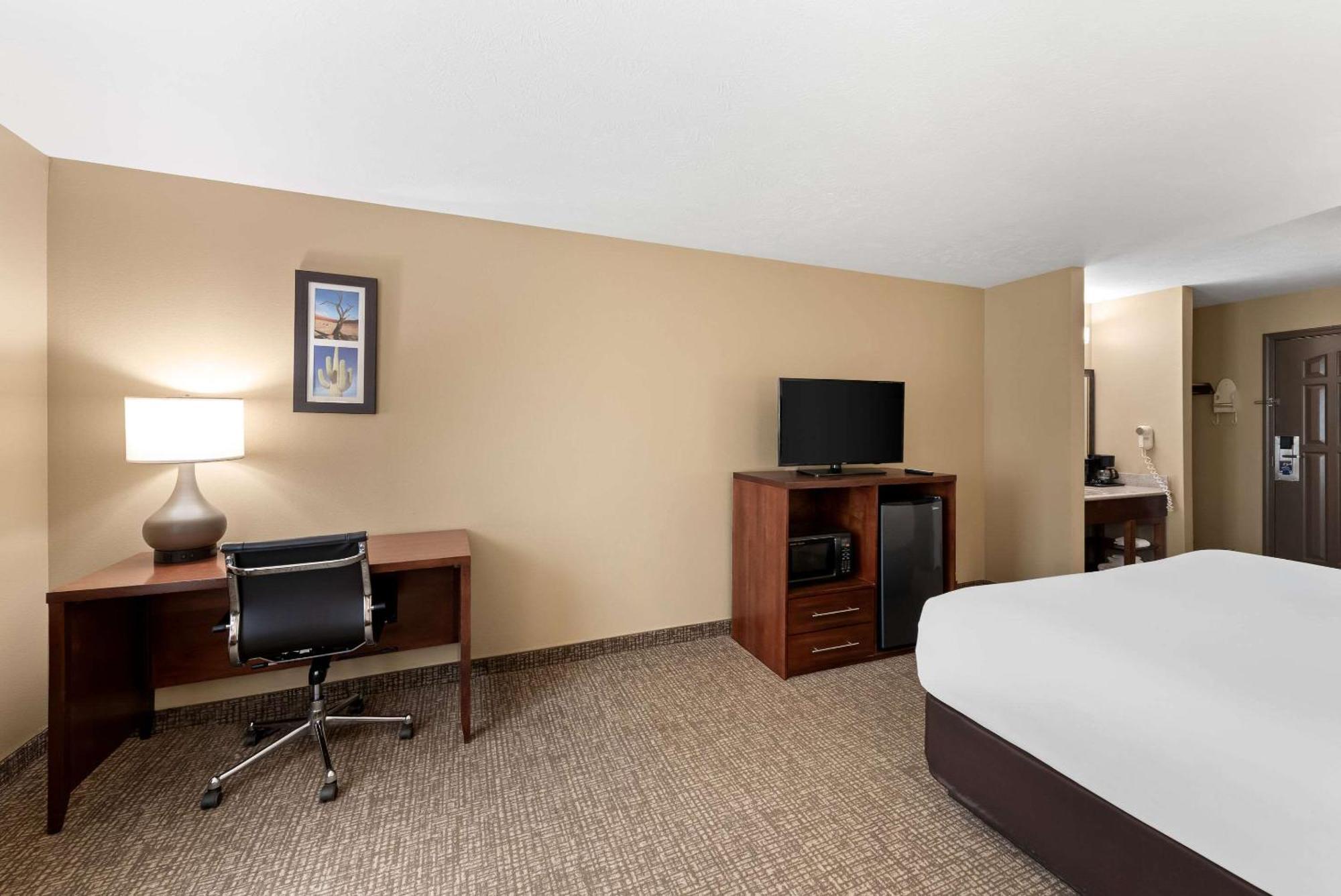 Comfort Inn&suites I-8 2* El Centro