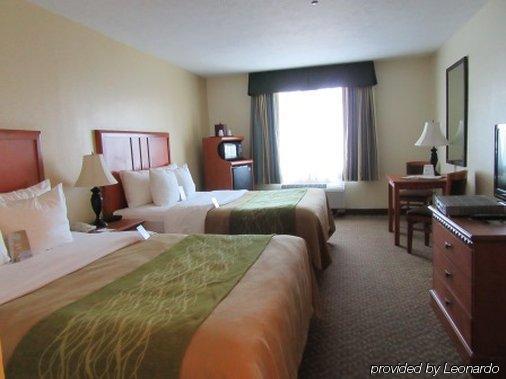 Comfort Inn&suites I-8 Hotel 2*