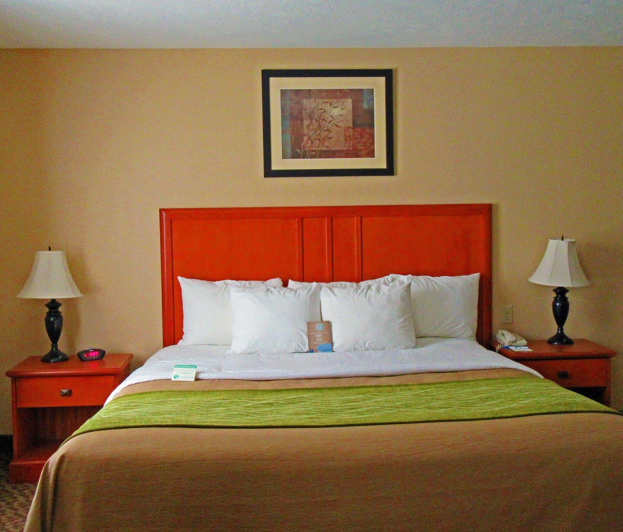 Comfort Inn&suites I-8 2* El Centro